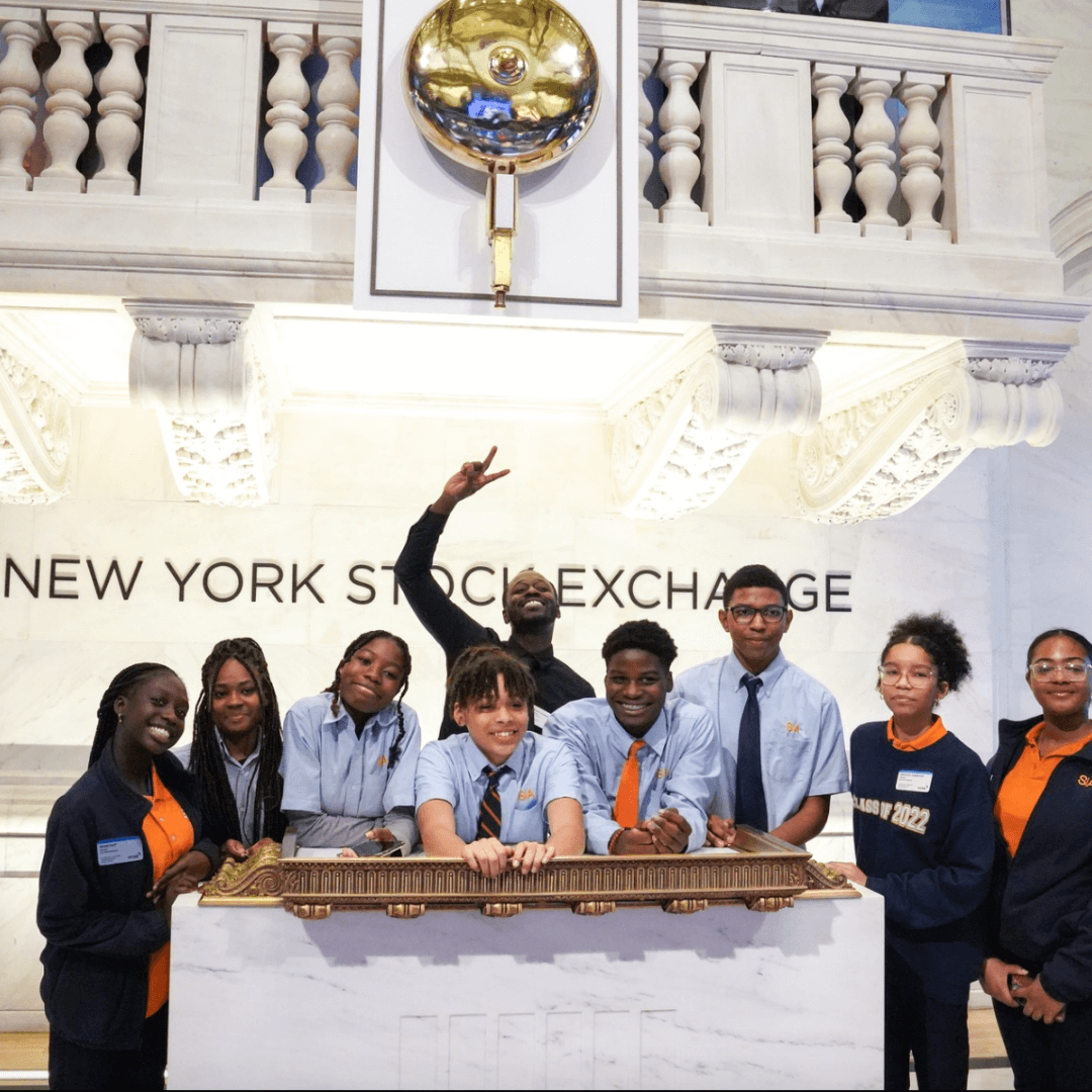 Our scholars enjoy one of a kind experiences! Here are some awesome highlights from 10 Harlem East scholars' time ringing the closing bell at the New York Stock Exchange!